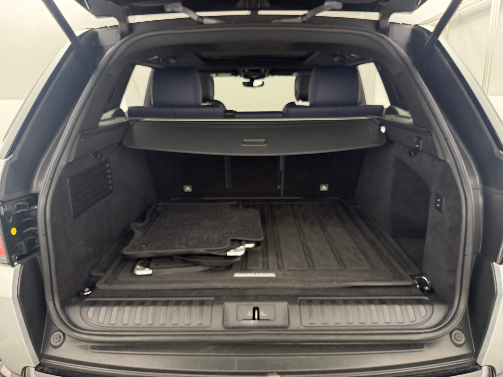 Thumbnail: 2018 Land Rover Range Rover Sport - 6