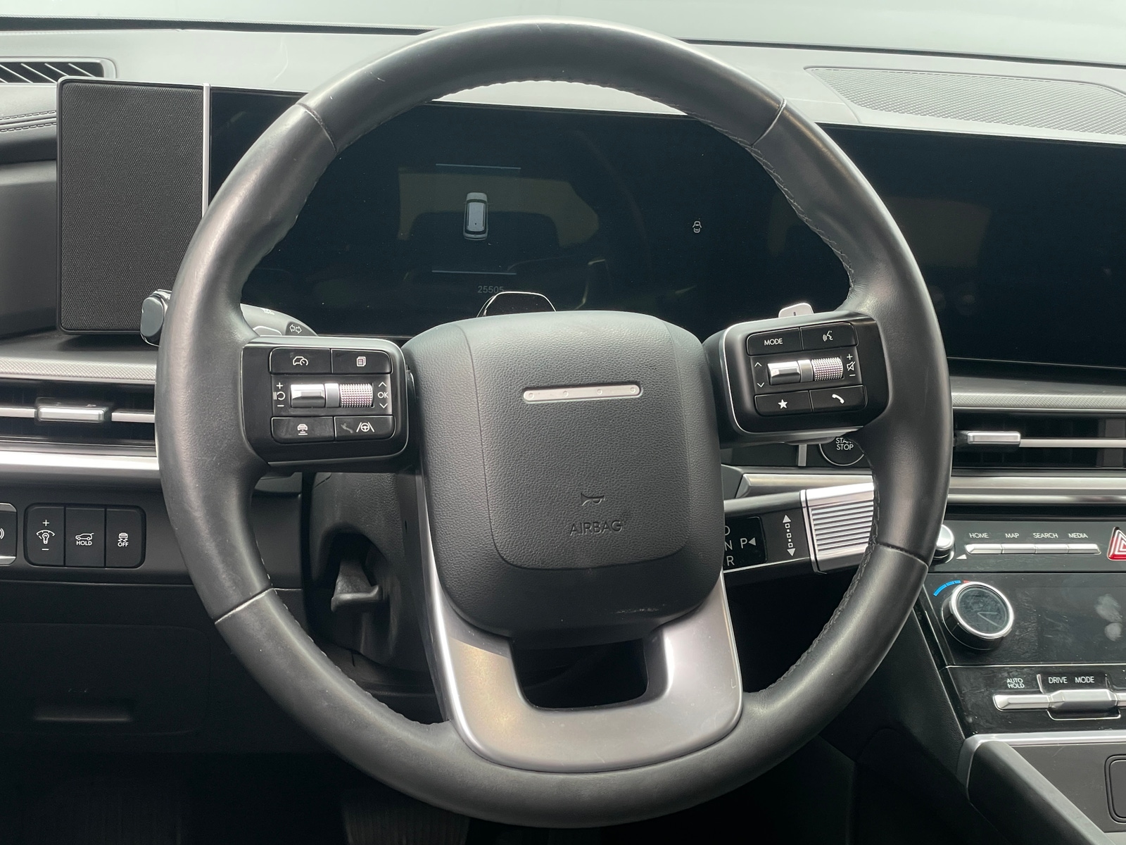 Thumbnail: 2025 Hyundai Santa Fe - 4