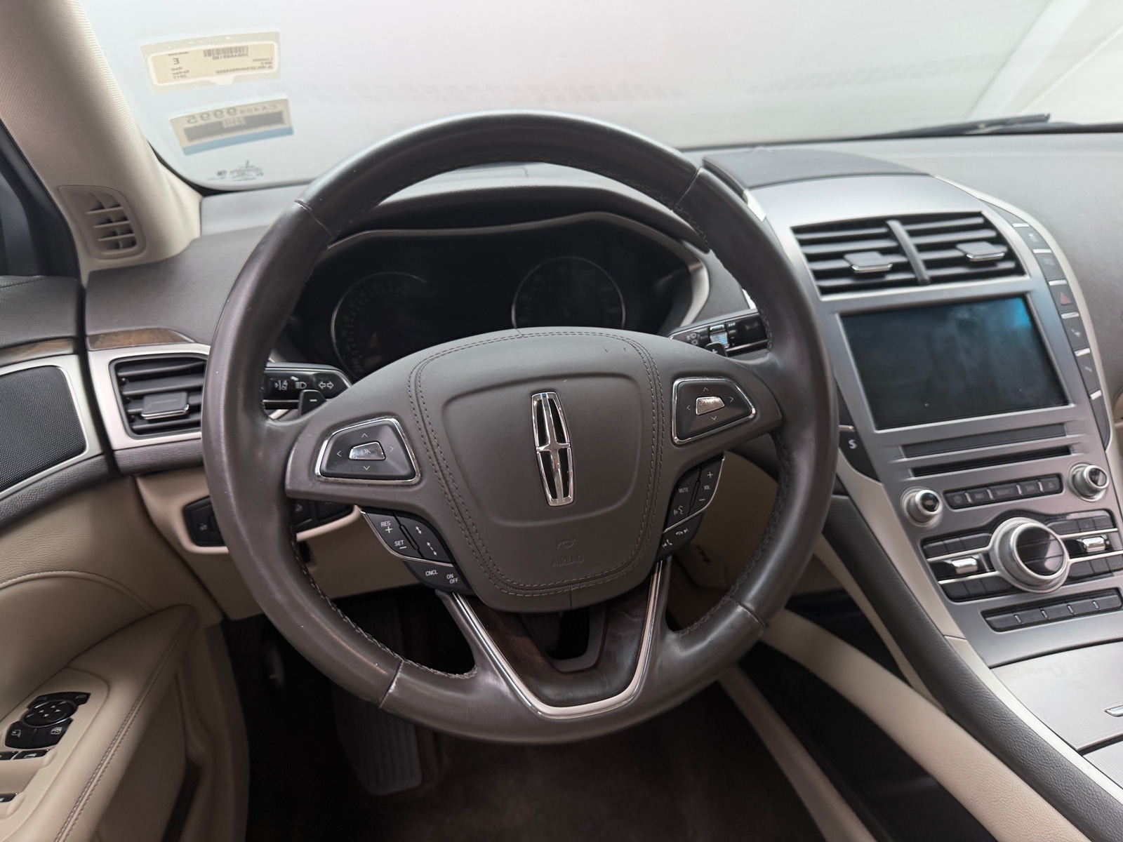 Thumbnail: 2017 Lincoln MKZ - 4