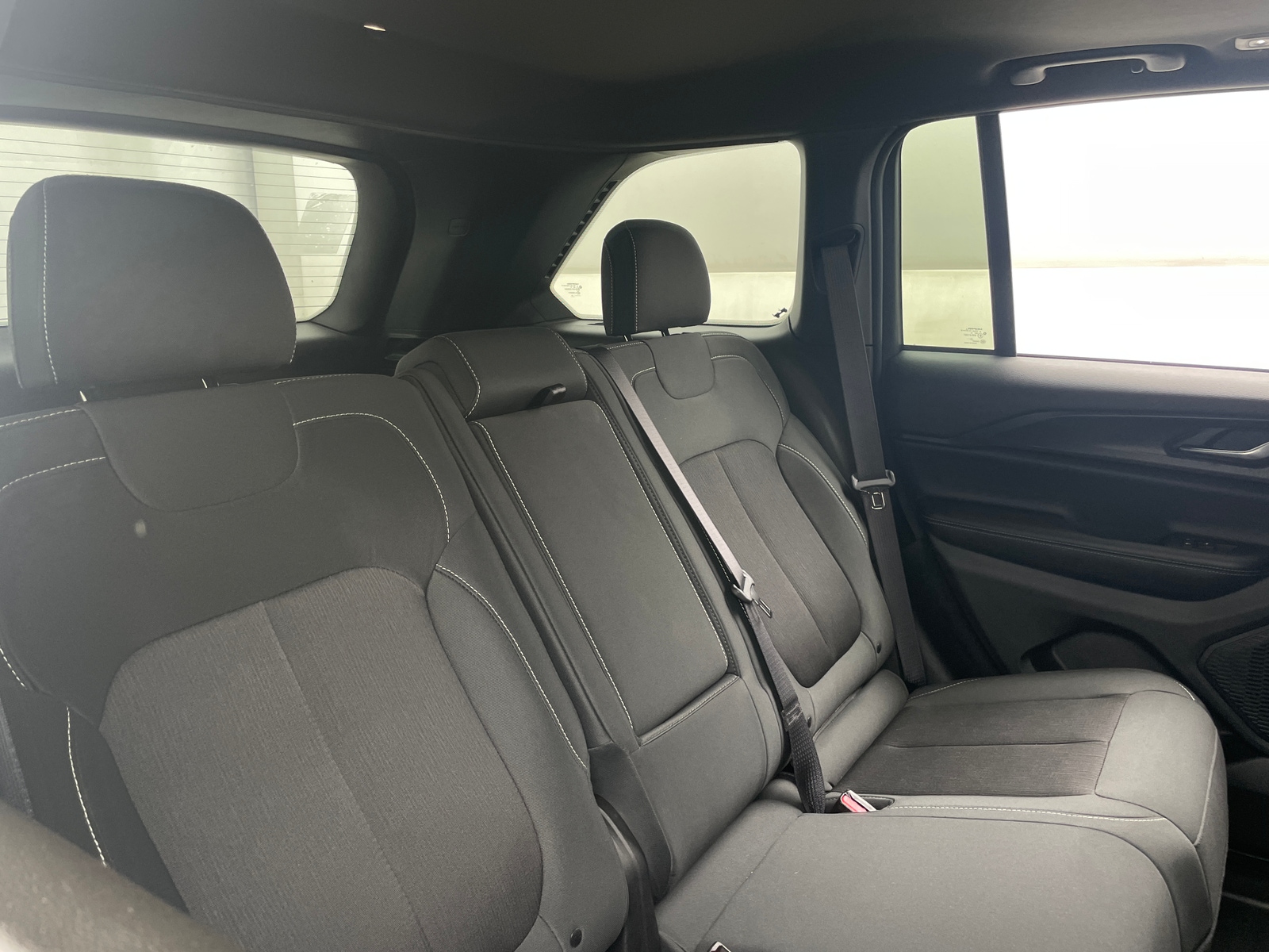 Thumbnail: 2024 Jeep Grand Cherokee - 6