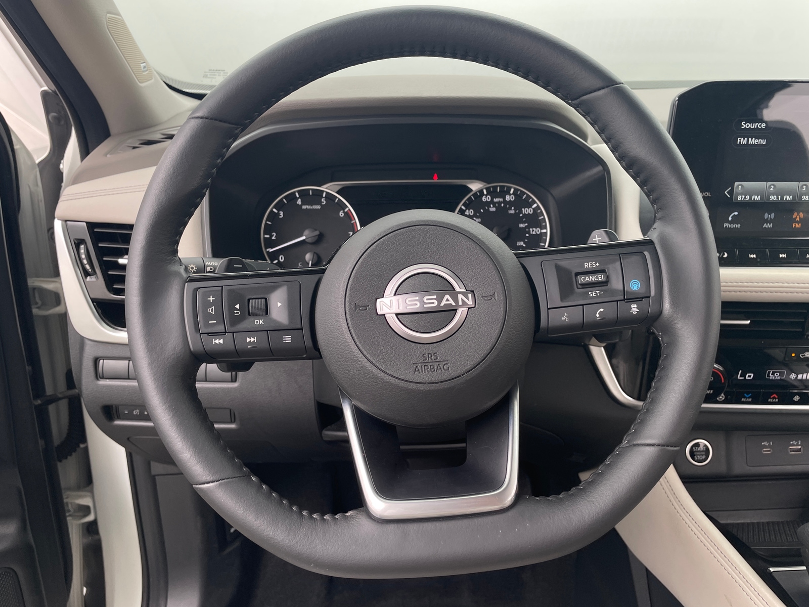 Thumbnail: 2023 Nissan Rogue - 4