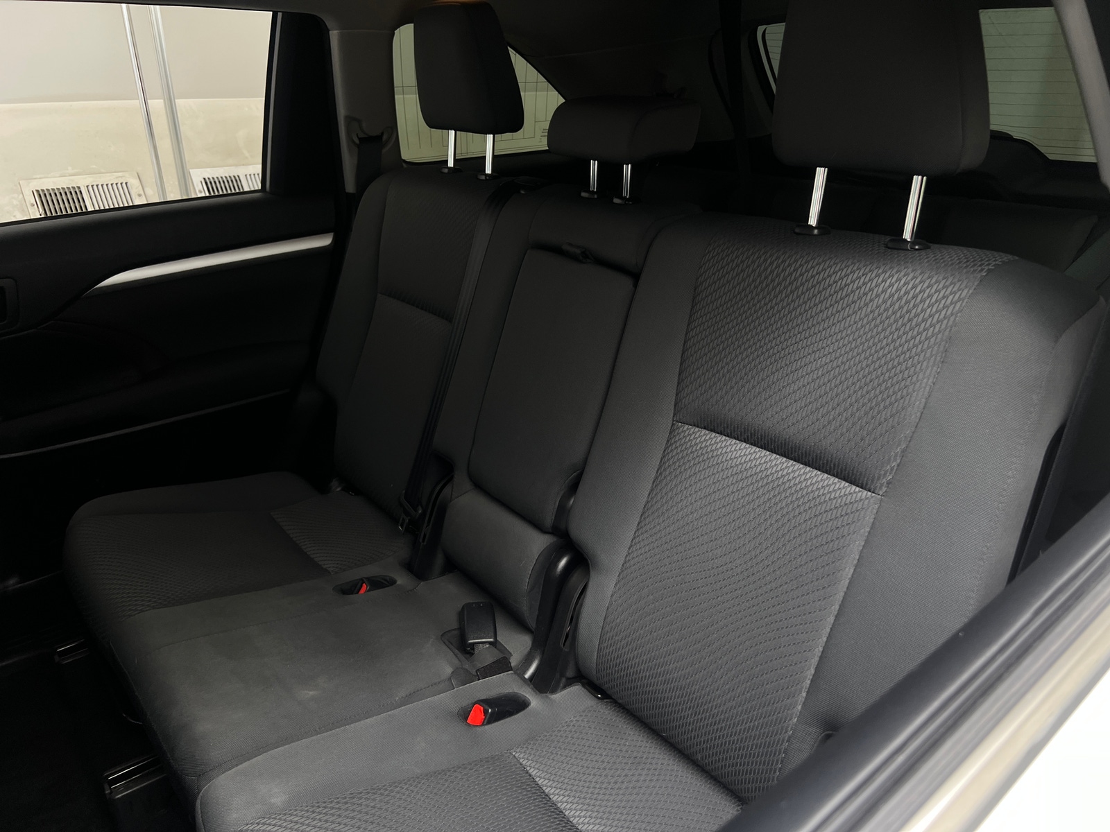 Thumbnail: 2017 Toyota Highlander - 6