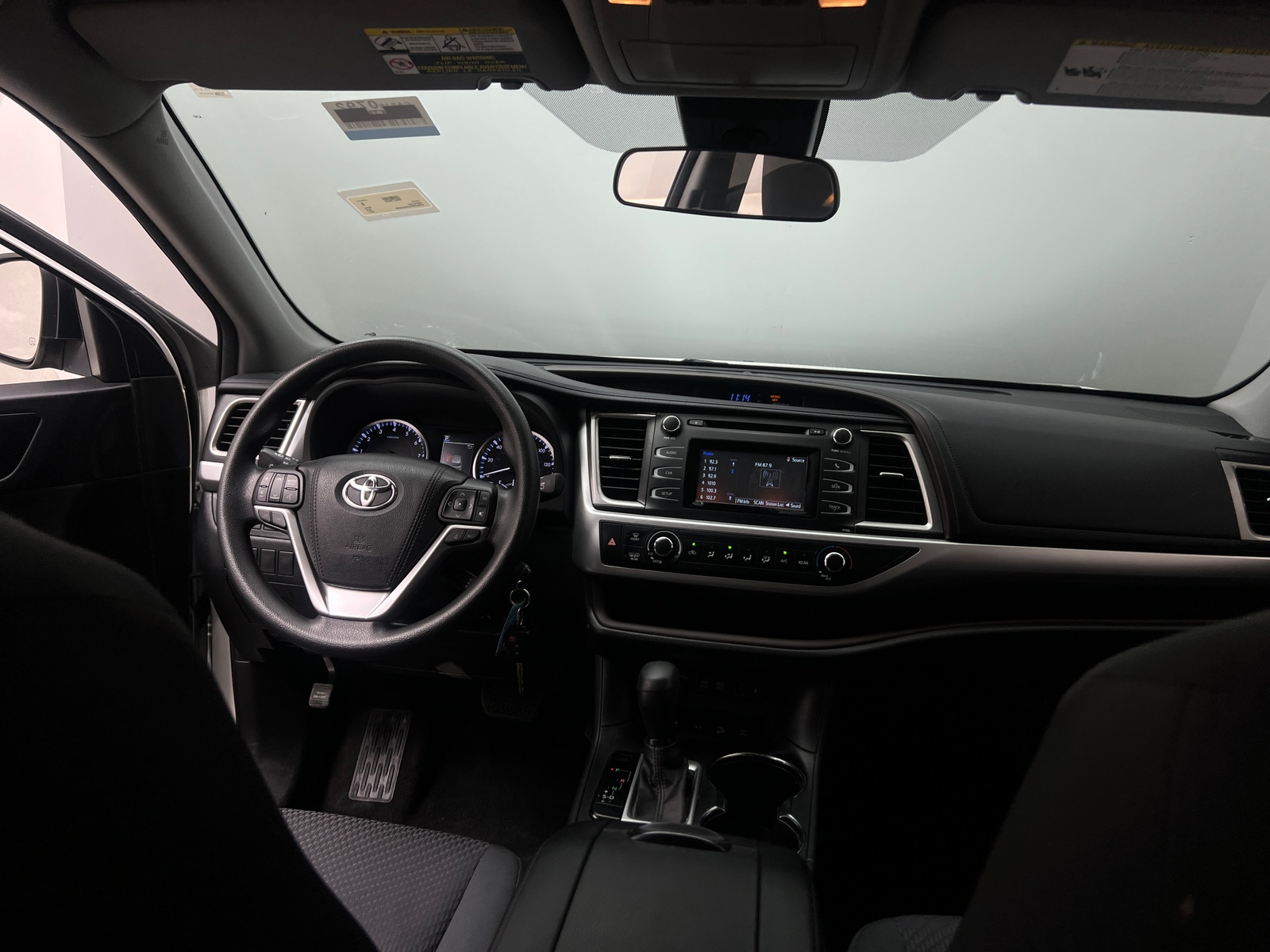 Thumbnail: 2017 Toyota Highlander - 3