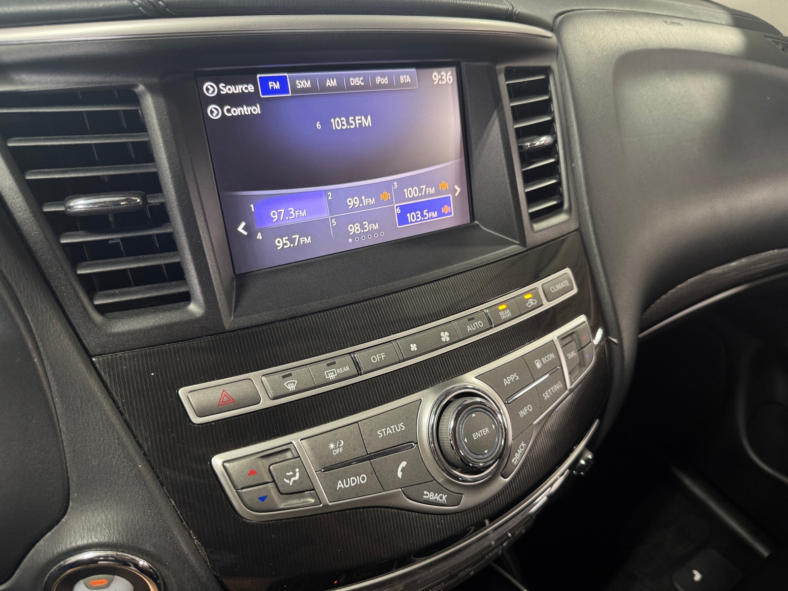 Thumbnail: 2018 INFINITI QX60 - 3