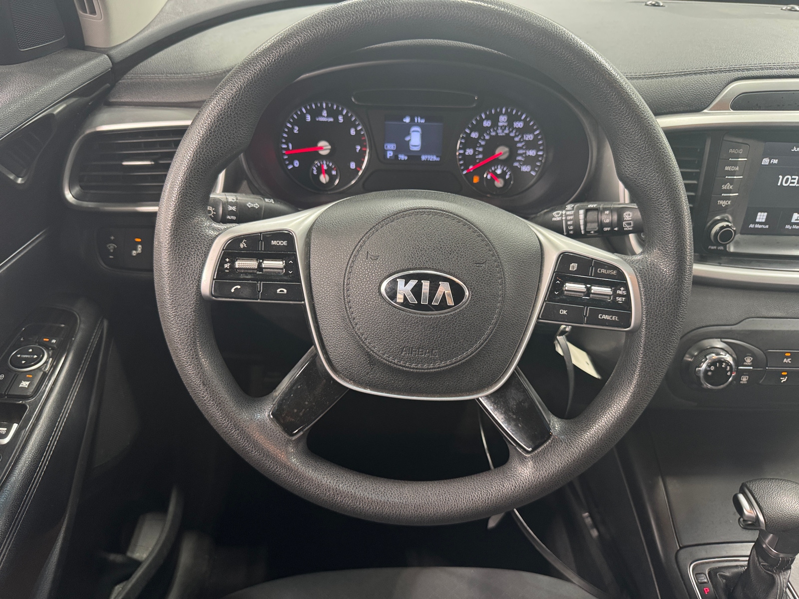Thumbnail: 2019 Kia Sorento - 5