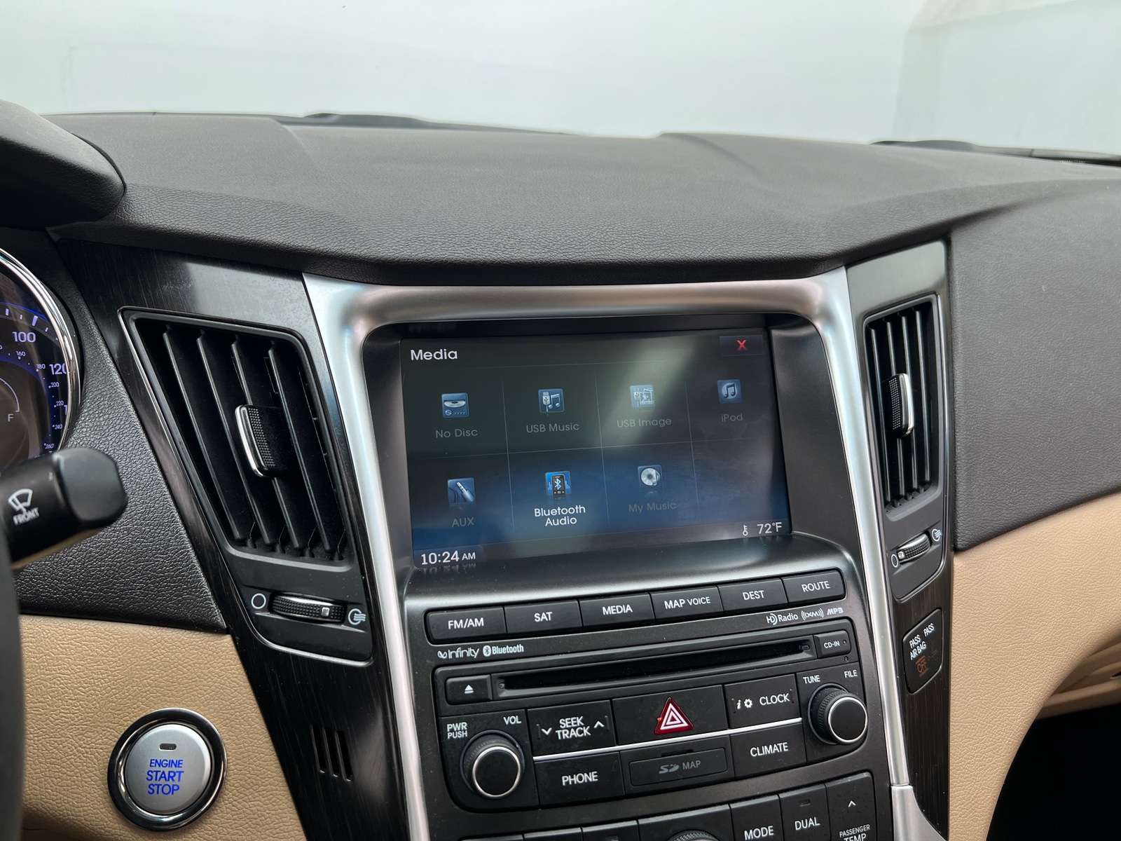 Thumbnail: 2014 Hyundai Sonata - 3
