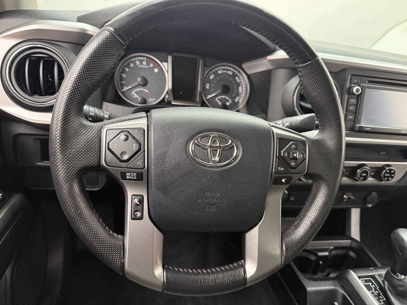 Thumbnail: 2016 Toyota Tacoma - 5