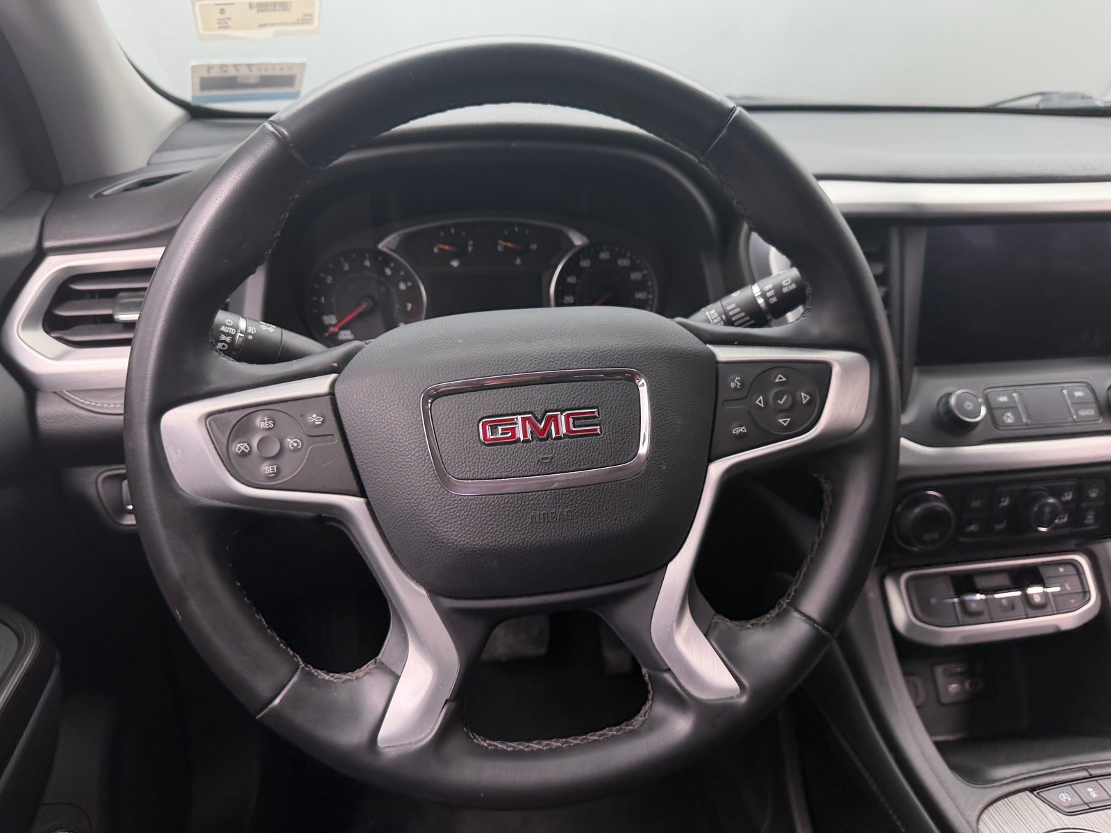 Thumbnail: 2023 GMC Acadia - 4