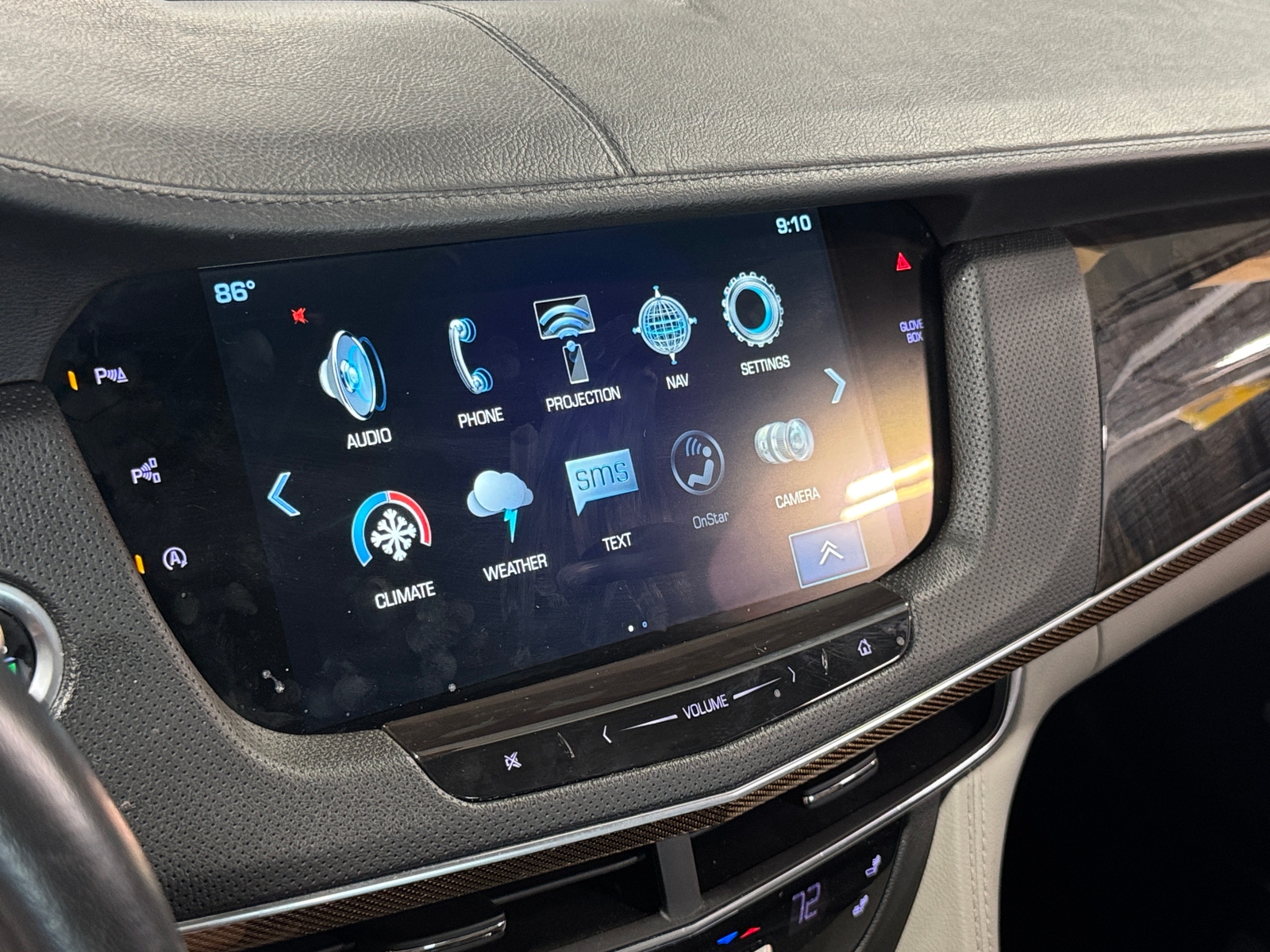 Thumbnail: 2018 Cadillac CT6 - 3