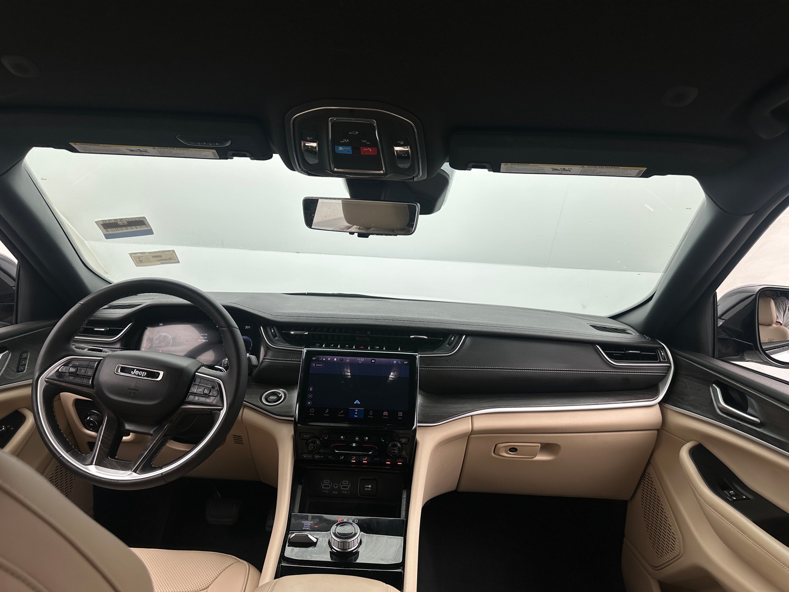 Thumbnail: 2023 Jeep Grand Cherokee L - 2