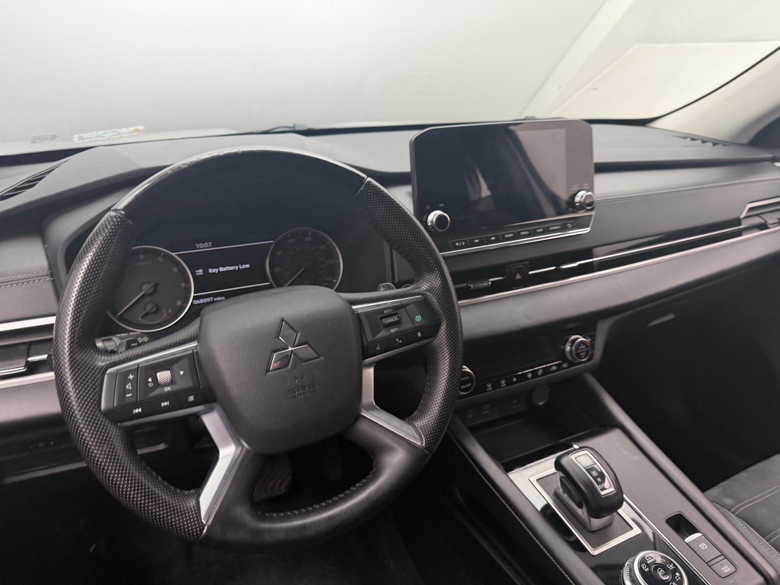 Thumbnail: 2022 Mitsubishi Outlander - 4