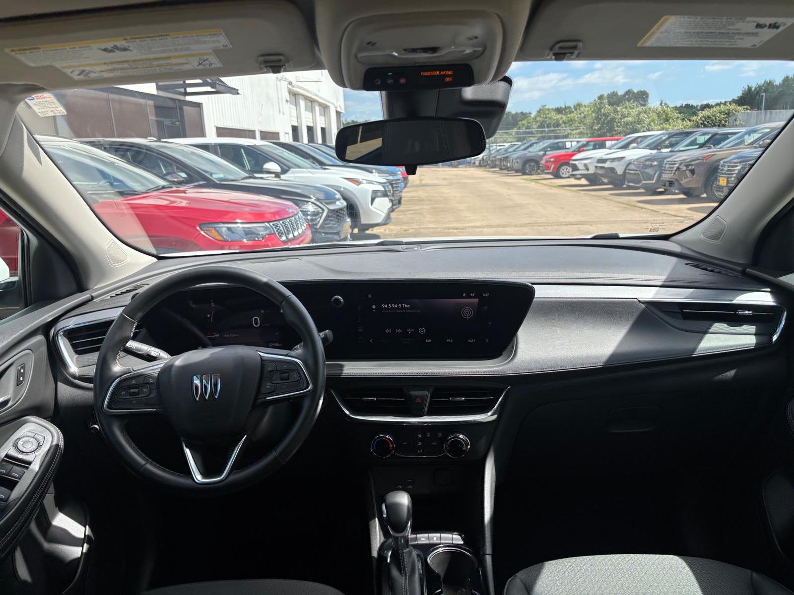 Thumbnail: 2025 Buick Encore GX - 3