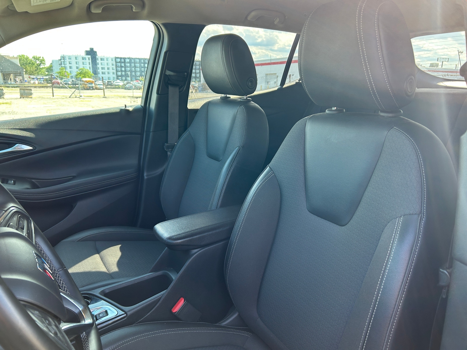 Thumbnail: 2025 Buick Encore GX - 2