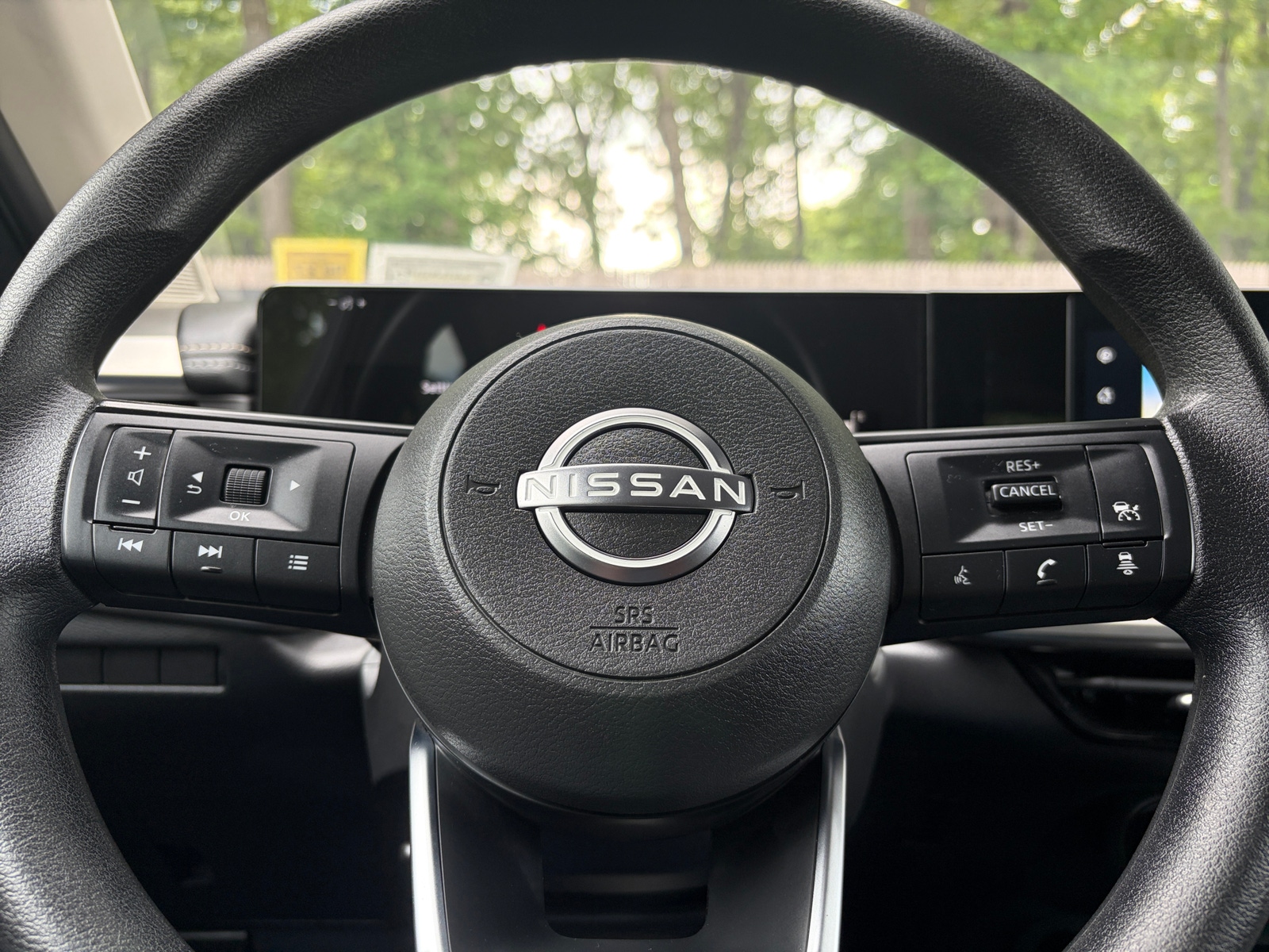 Thumbnail: 2025 Nissan Kicks - 5