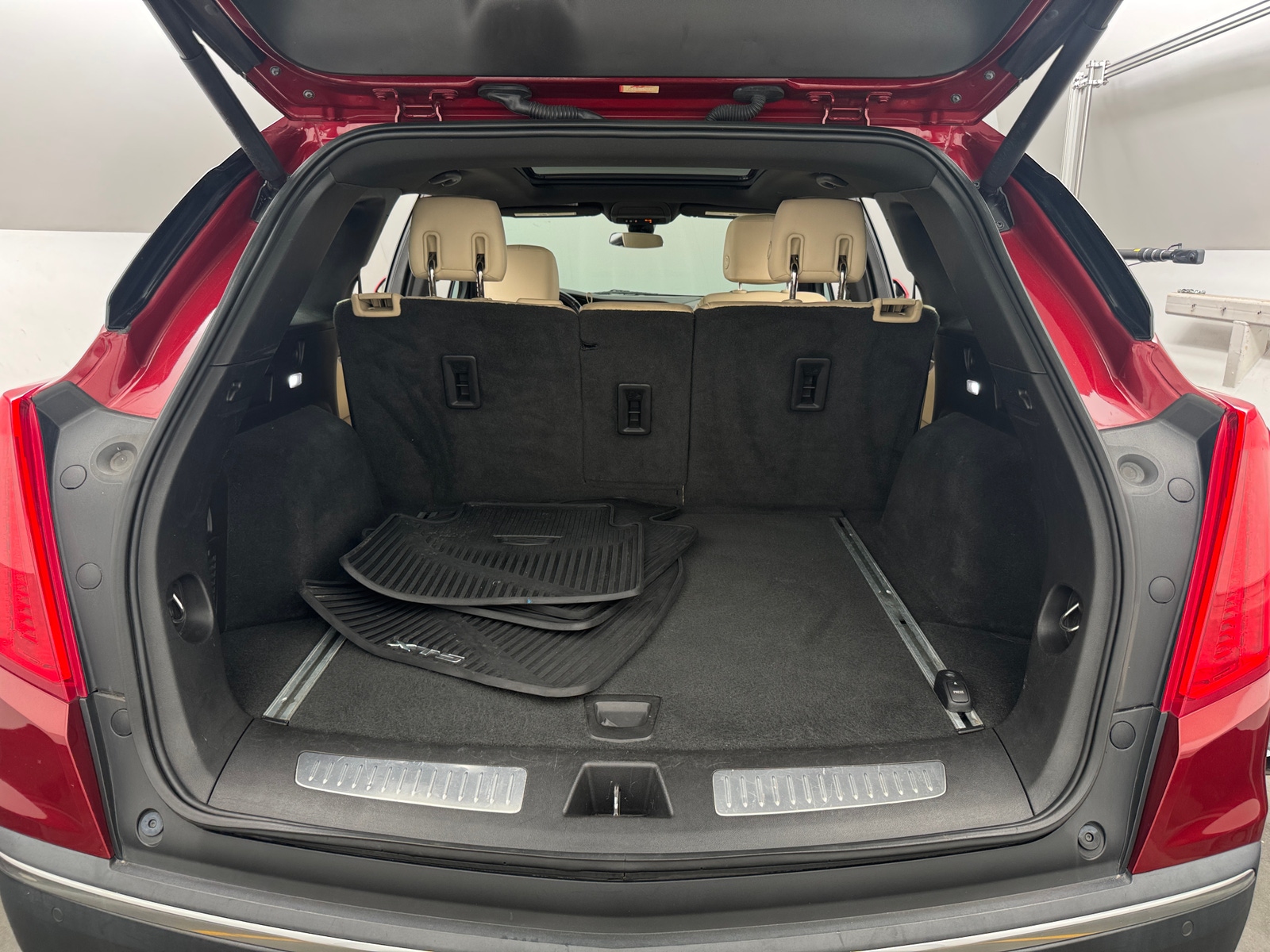 Thumbnail: 2019 Cadillac XT5 - 6