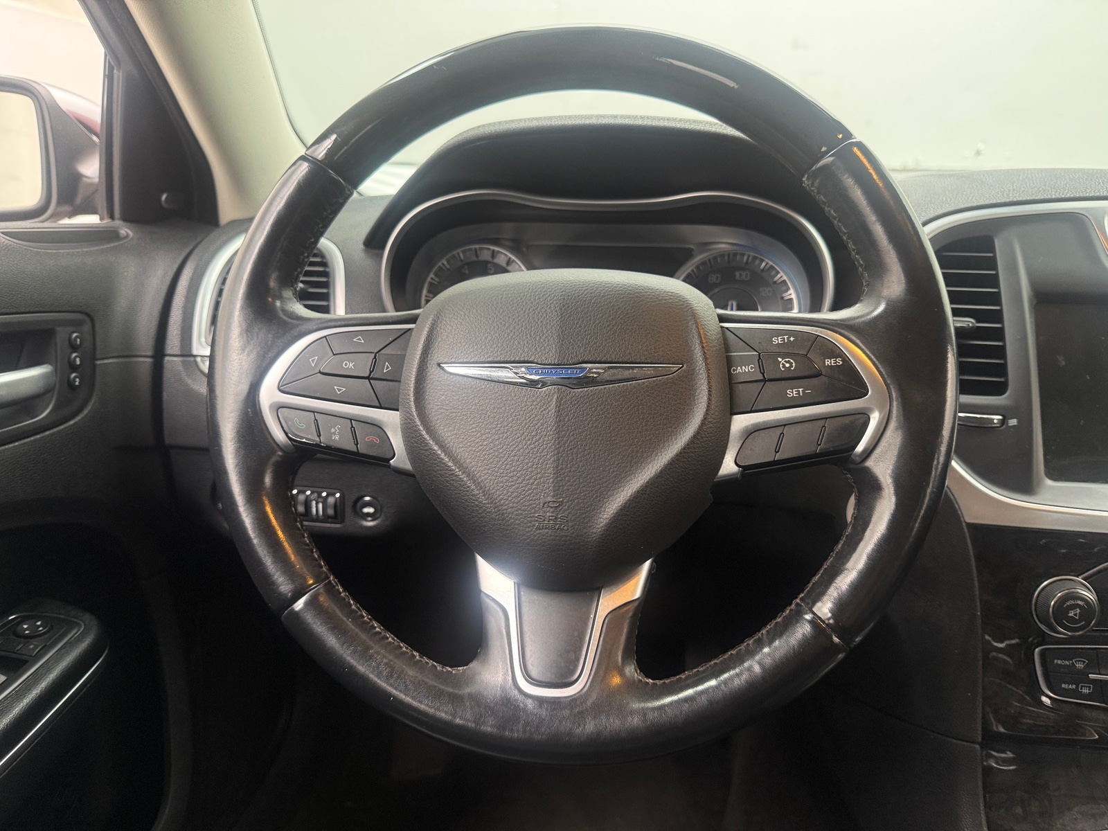 Thumbnail: 2016 Chrysler 300 - 4