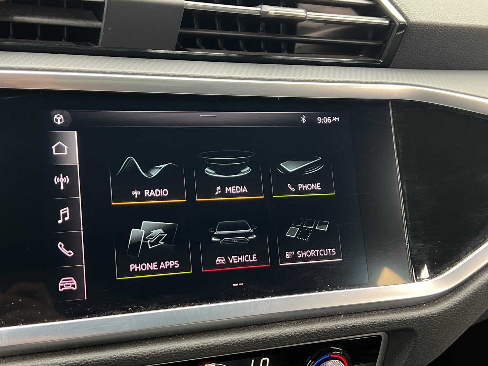 Thumbnail: 2020 Audi Q3 - 3