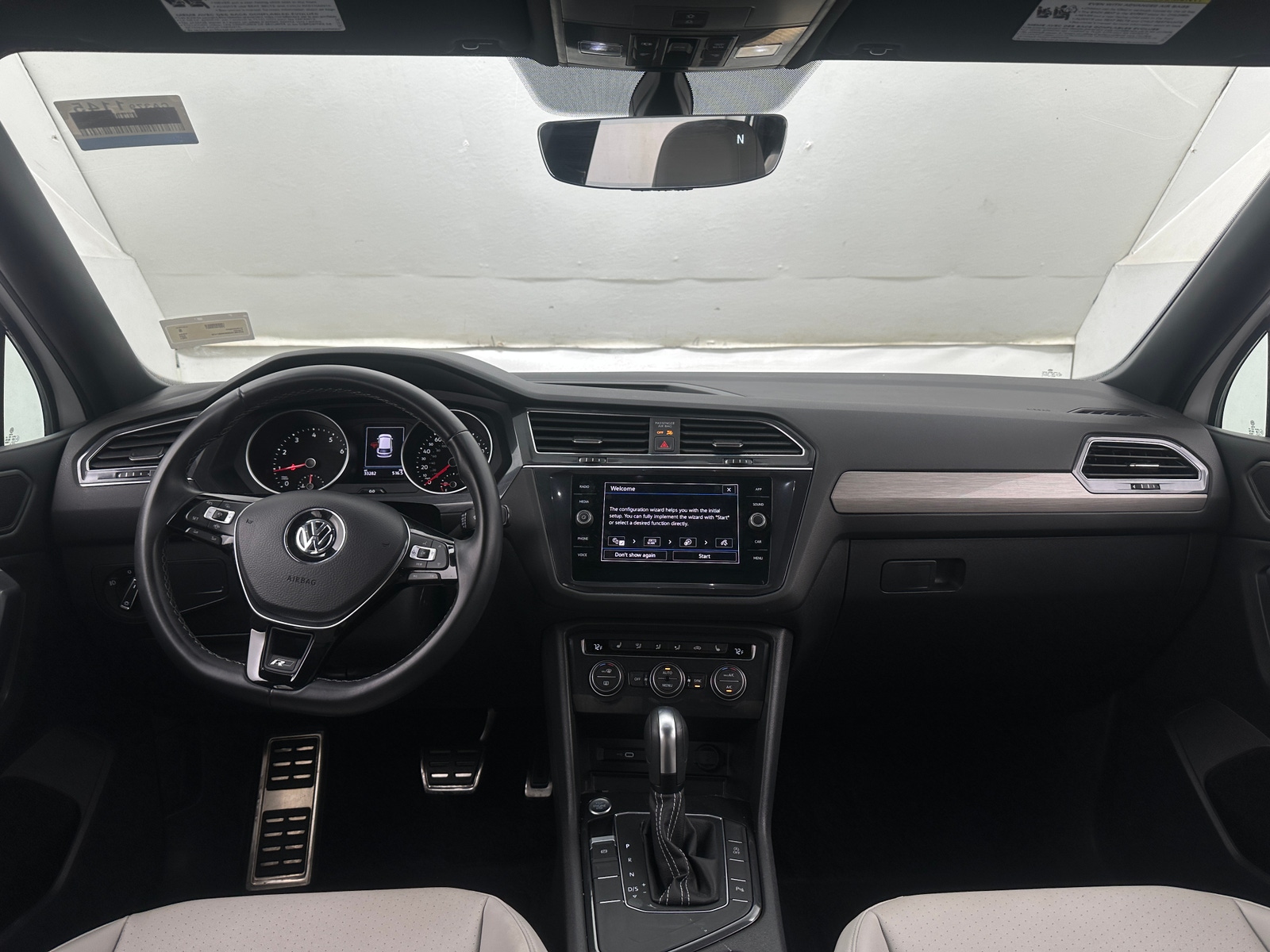Thumbnail: 2021 Volkswagen Tiguan - 2