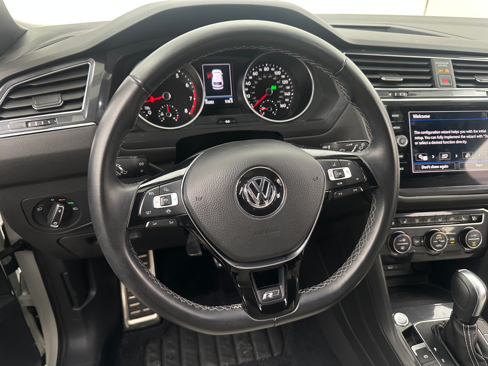 Thumbnail: 2021 Volkswagen Tiguan - 4