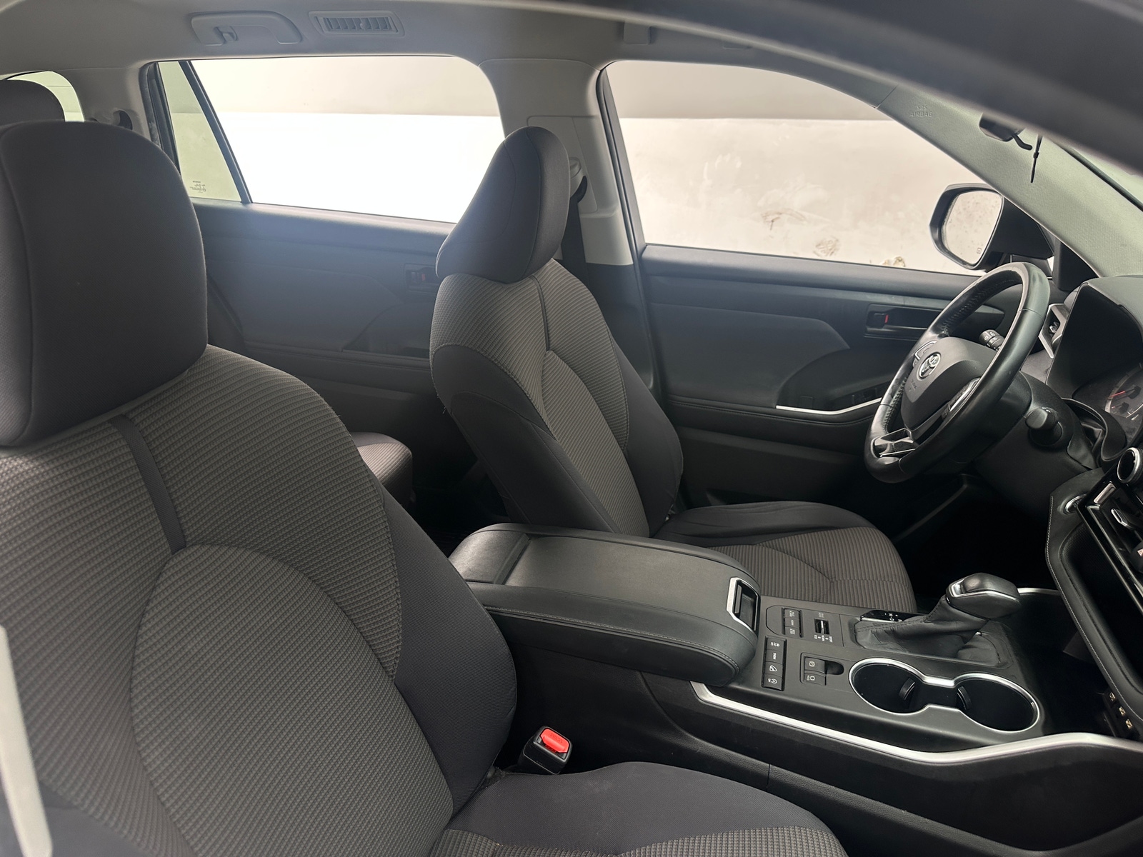 Thumbnail: 2020 Toyota Highlander - 2