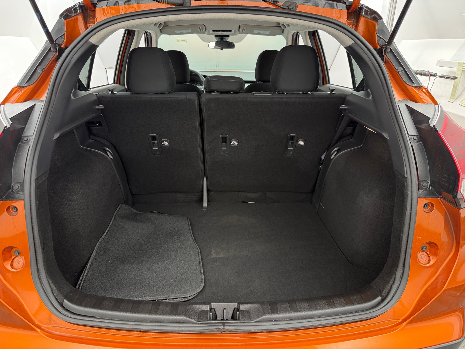 Thumbnail: 2021 Nissan Kicks - 7