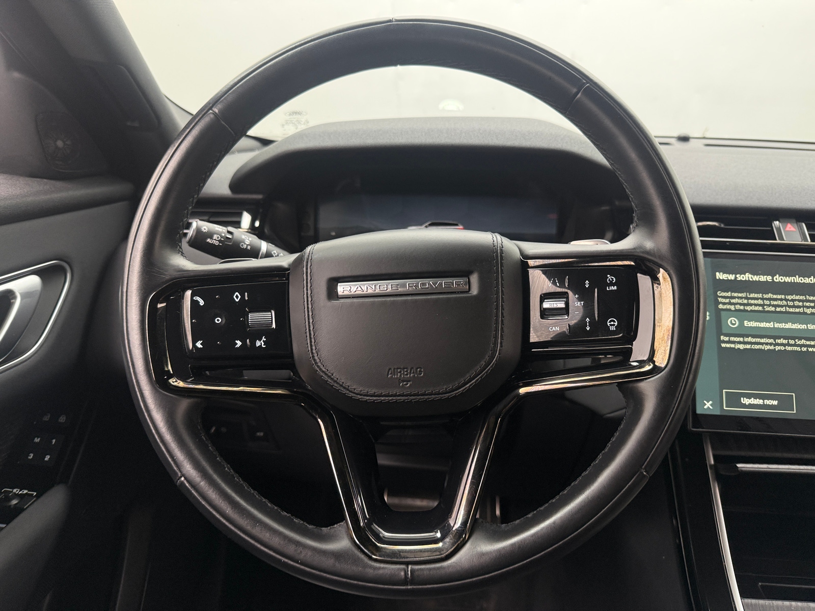 Thumbnail: 2024 Land Rover Range Rover Velar - 4