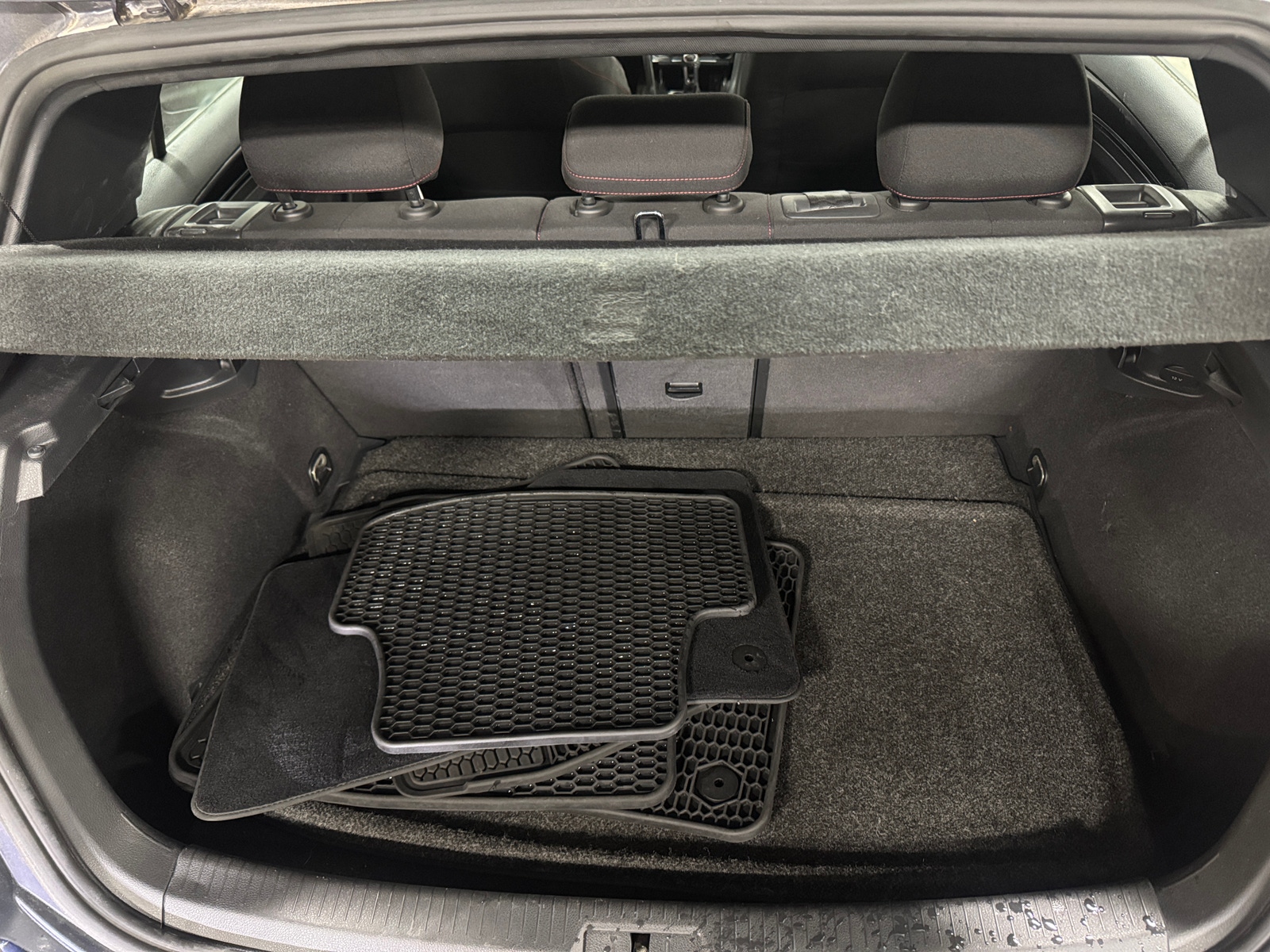 Thumbnail: 2016 Volkswagen Golf - 7