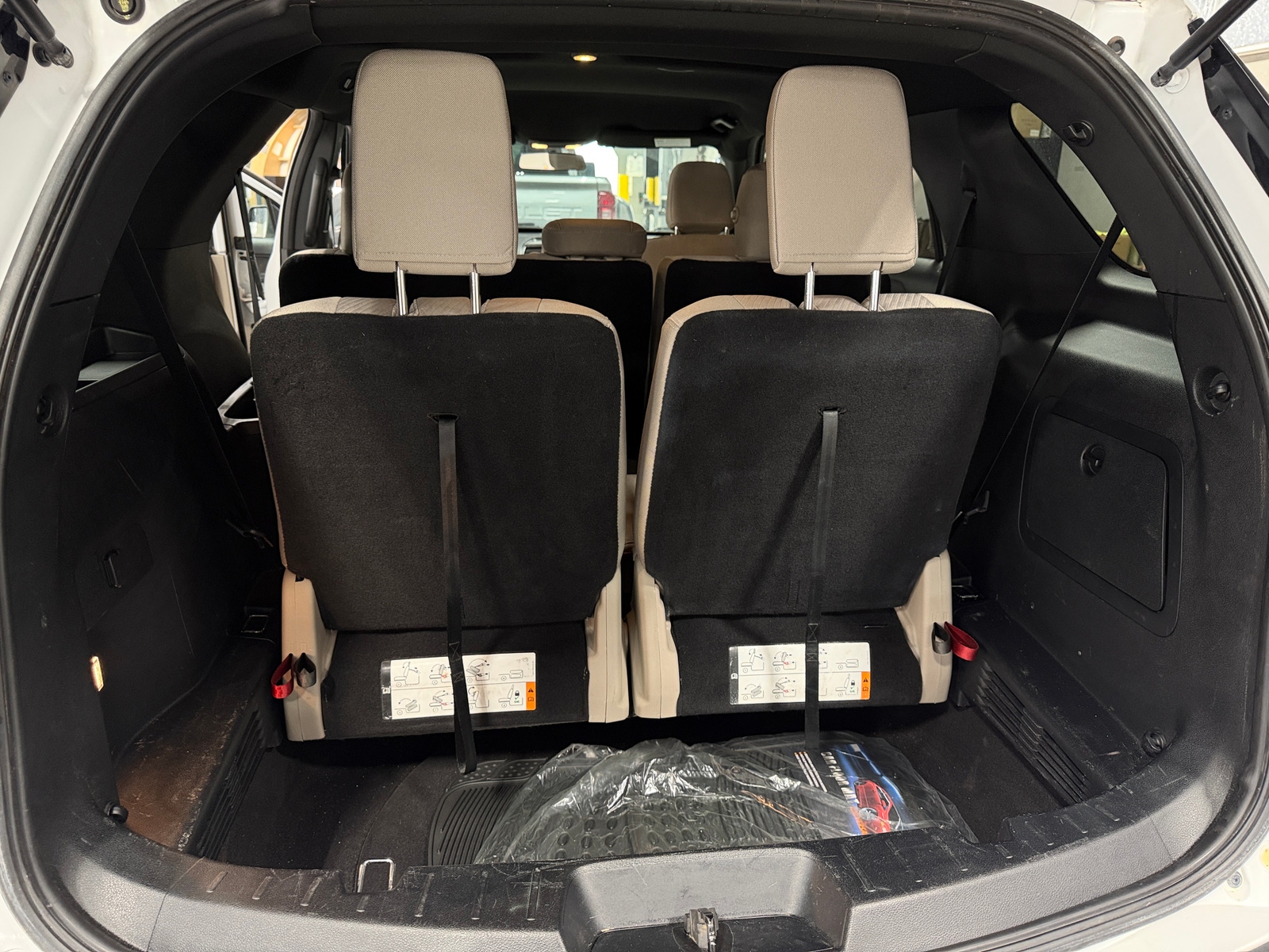 Thumbnail: 2018 Ford Explorer - 7