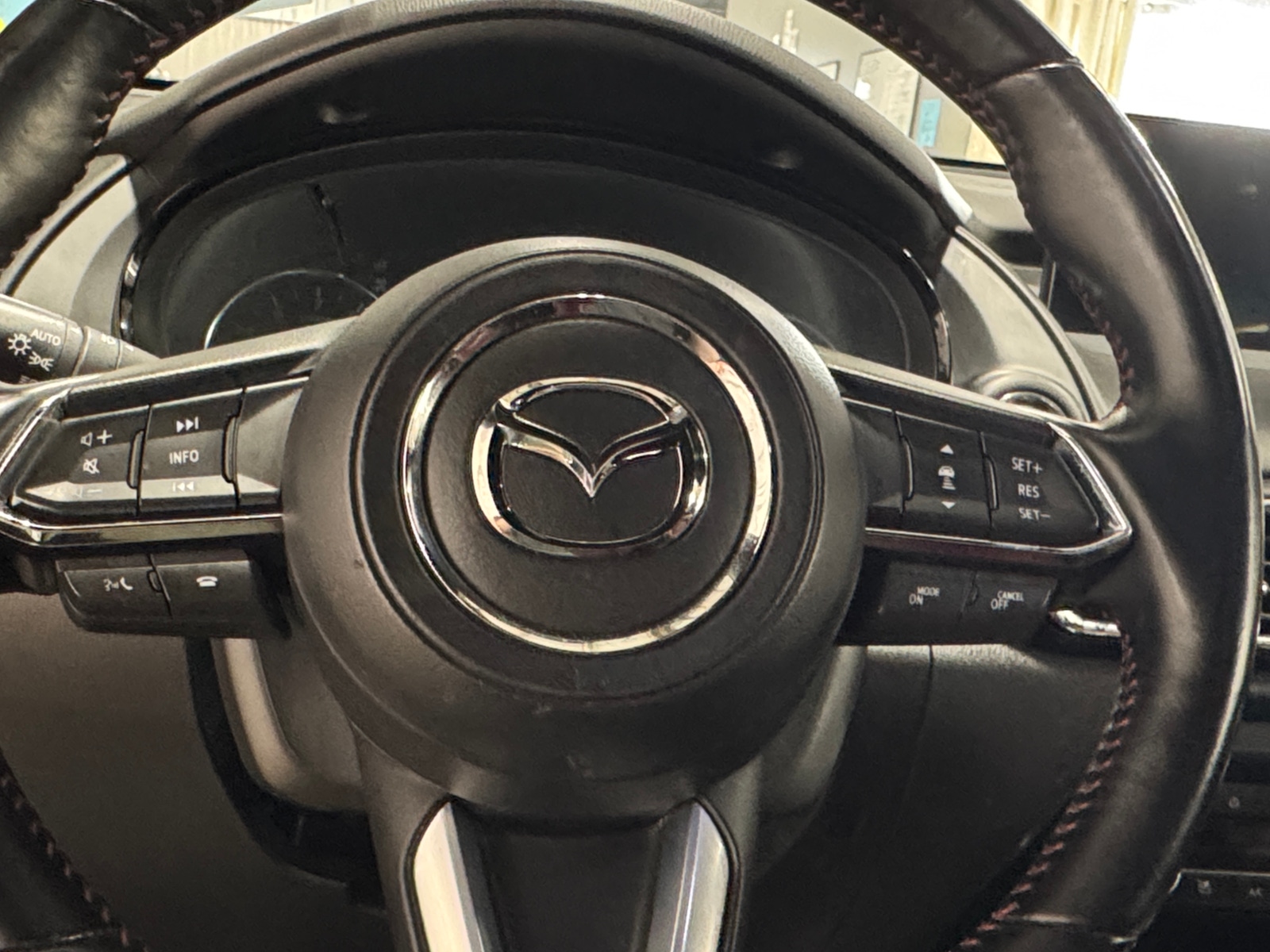 Thumbnail: 2023 Mazda CX-9 - 4
