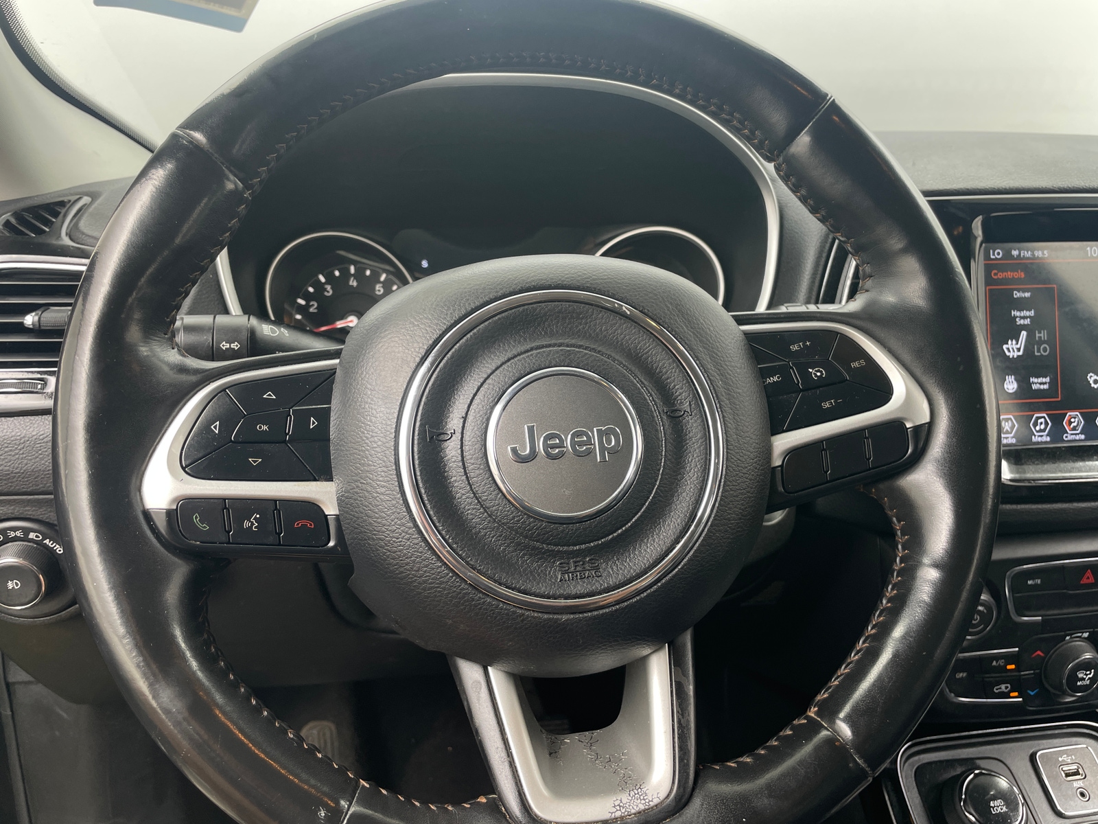 Thumbnail: 2019 Jeep Compass - 4