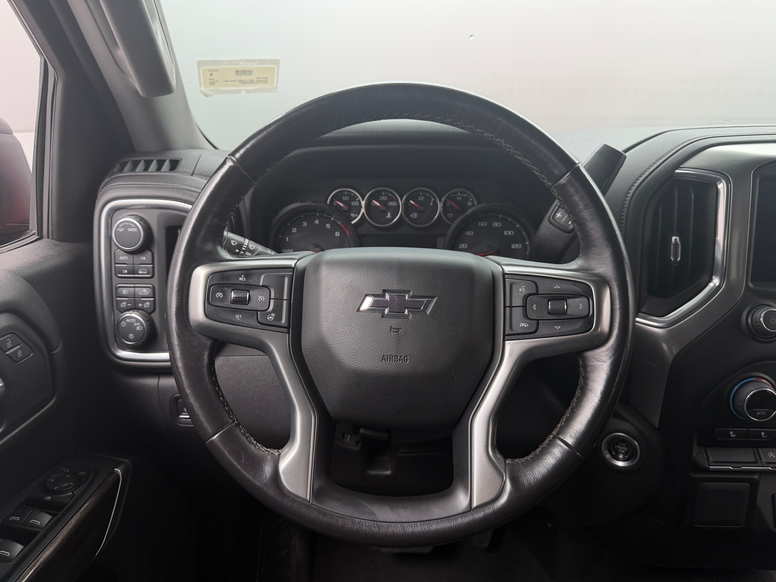 Thumbnail: 2022 Chevrolet Silverado 1500 - 5