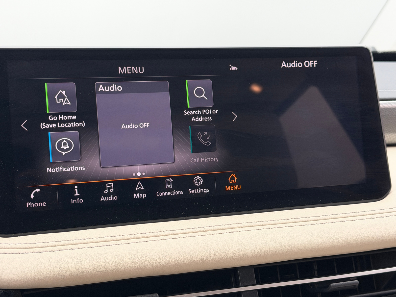 Thumbnail: 2023 INFINITI QX60 - 3