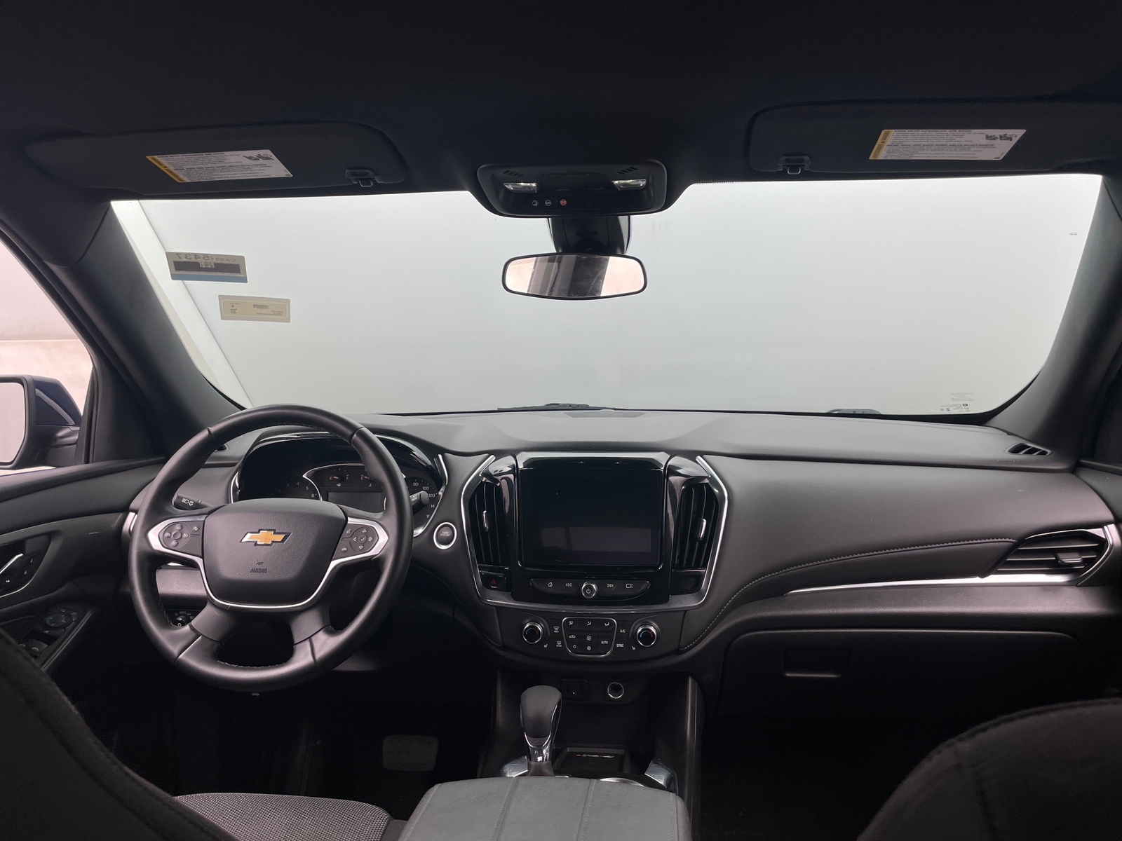Thumbnail: 2023 Chevrolet Traverse - 3