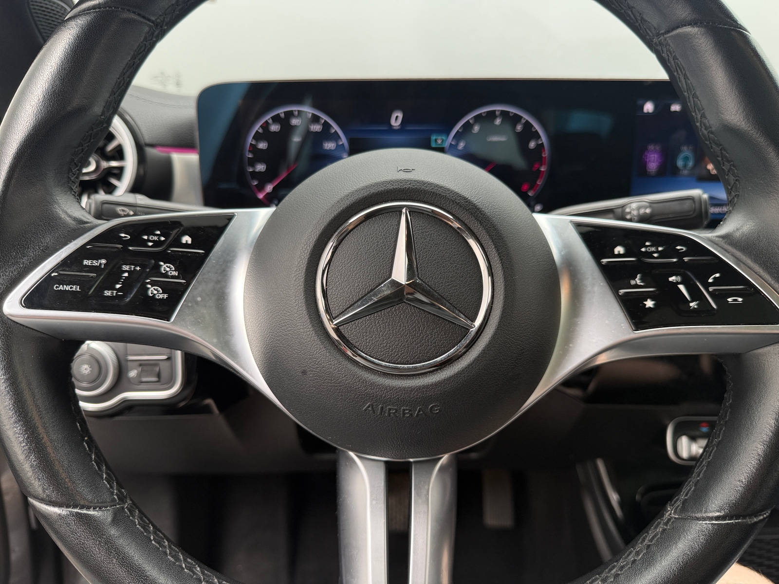 Thumbnail: 2025 Mercedes-Benz CLA - 4