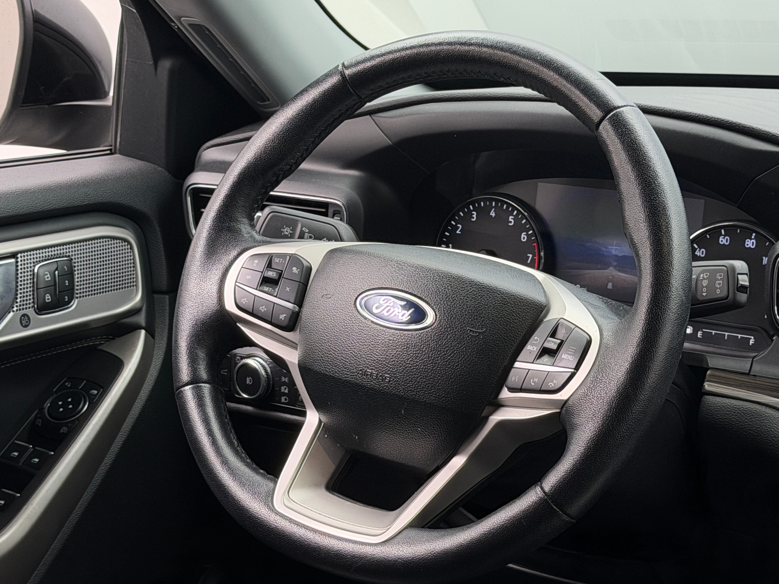 Thumbnail: 2023 Ford Explorer - 4