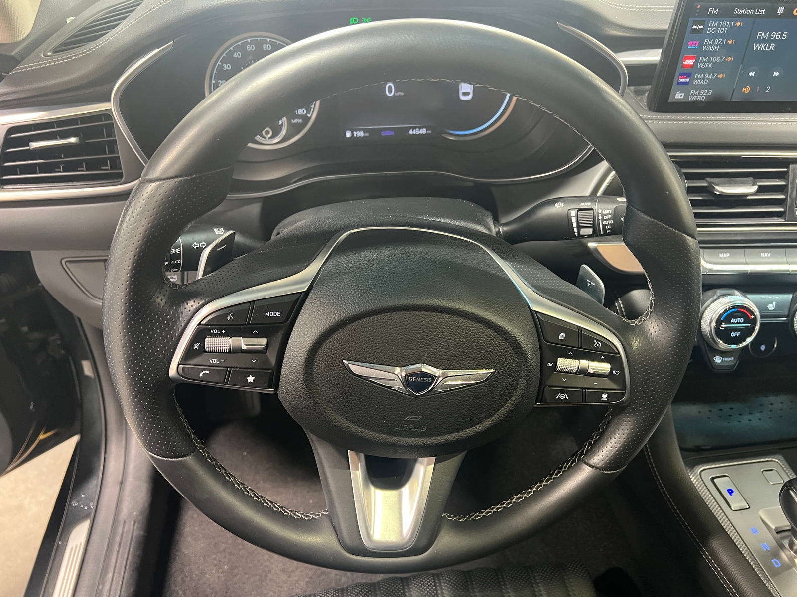 Thumbnail: 2022 Genesis G70 - 4