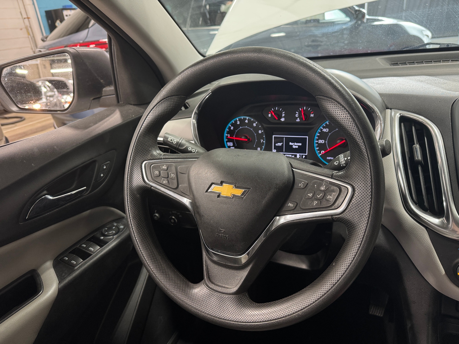 Thumbnail: 2019 Chevrolet Equinox - 5