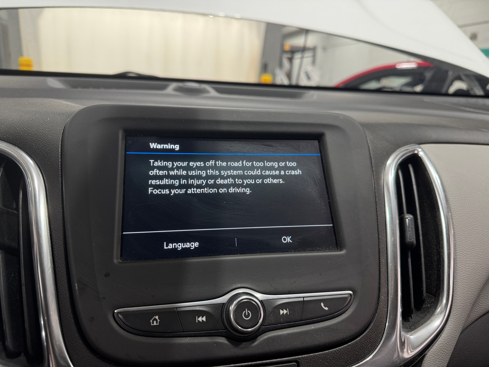 Thumbnail: 2019 Chevrolet Equinox - 4