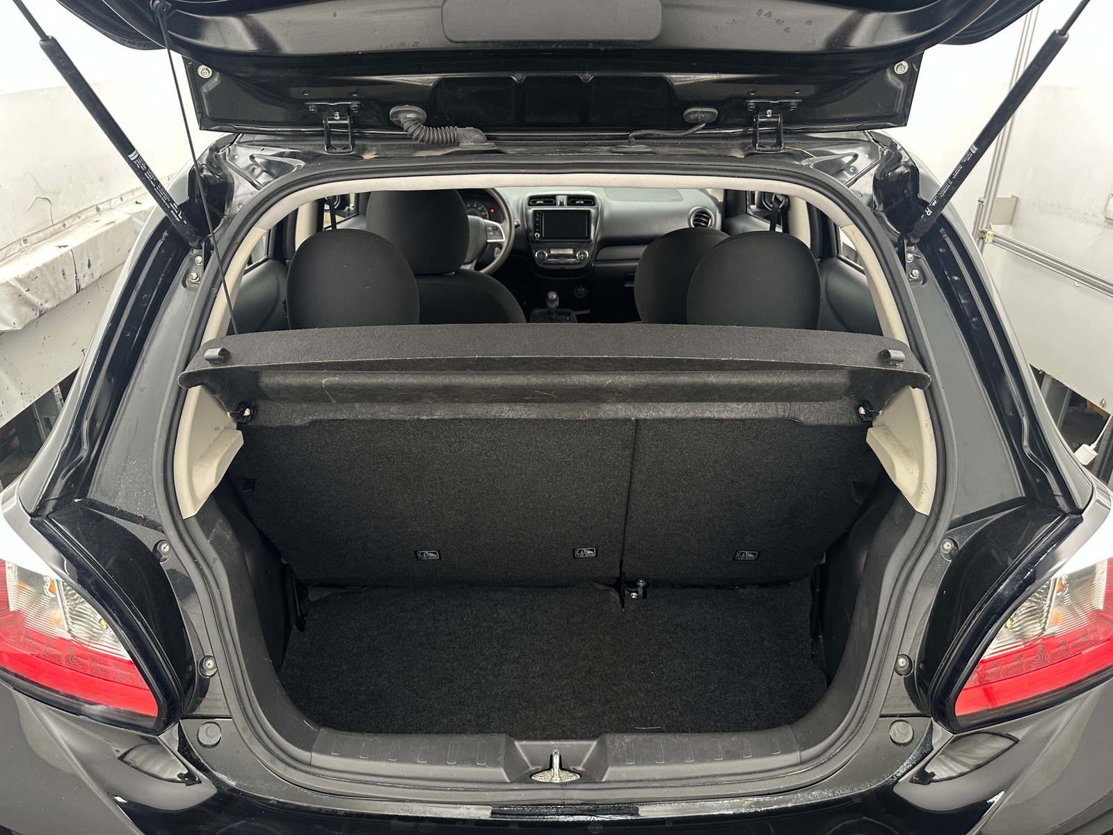 Thumbnail: 2023 Mitsubishi Mirage - 7