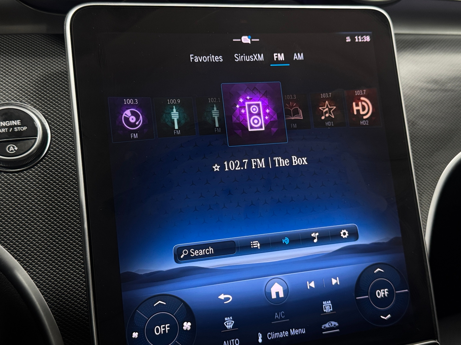 Thumbnail: 2024 Mercedes-Benz C-Class - 3