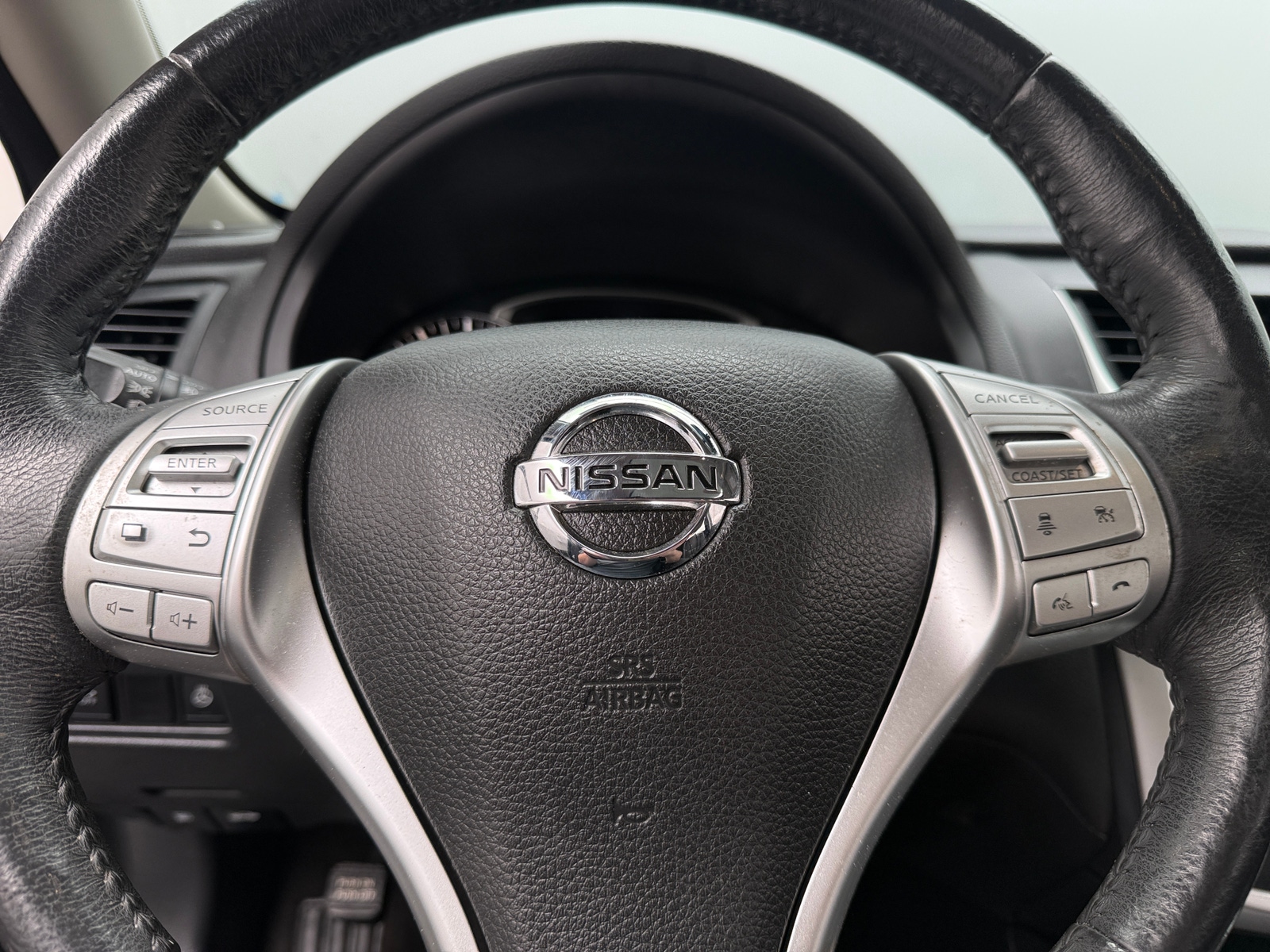 Thumbnail: 2016 Nissan Altima - 4