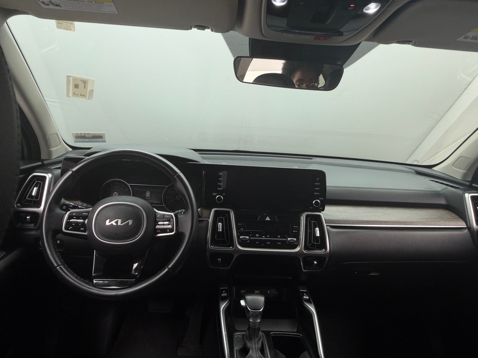 Thumbnail: 2022 Kia Sorento - 2