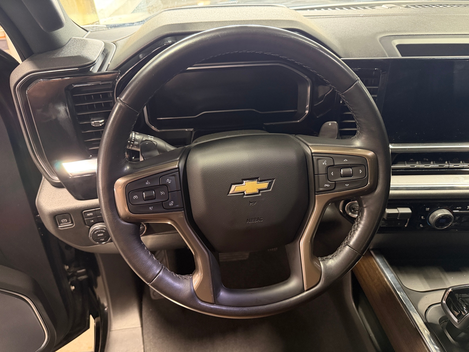 Thumbnail: 2023 Chevrolet Silverado 1500 - 4