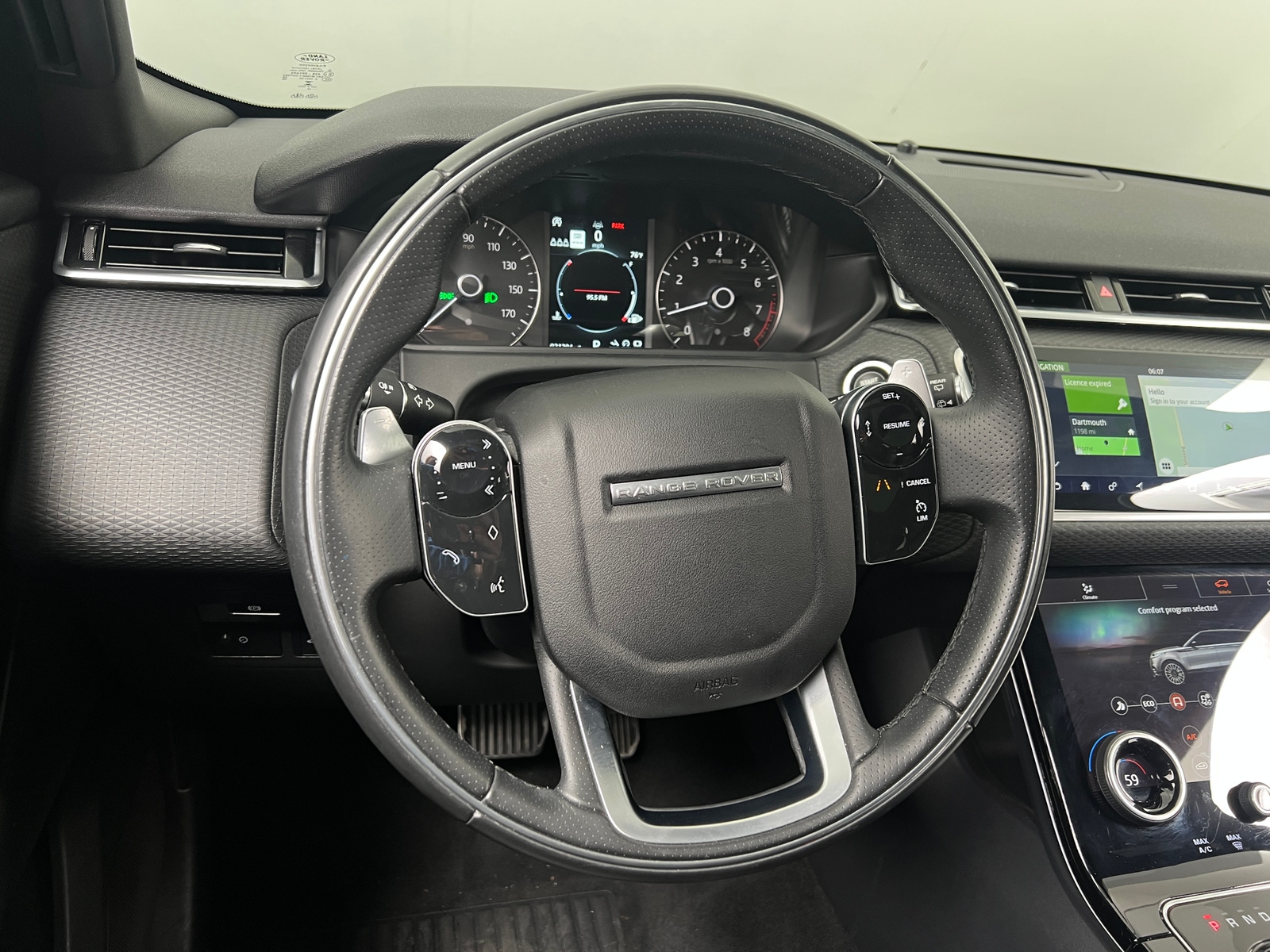 Thumbnail: 2020 Land Rover Range Rover Velar - 4
