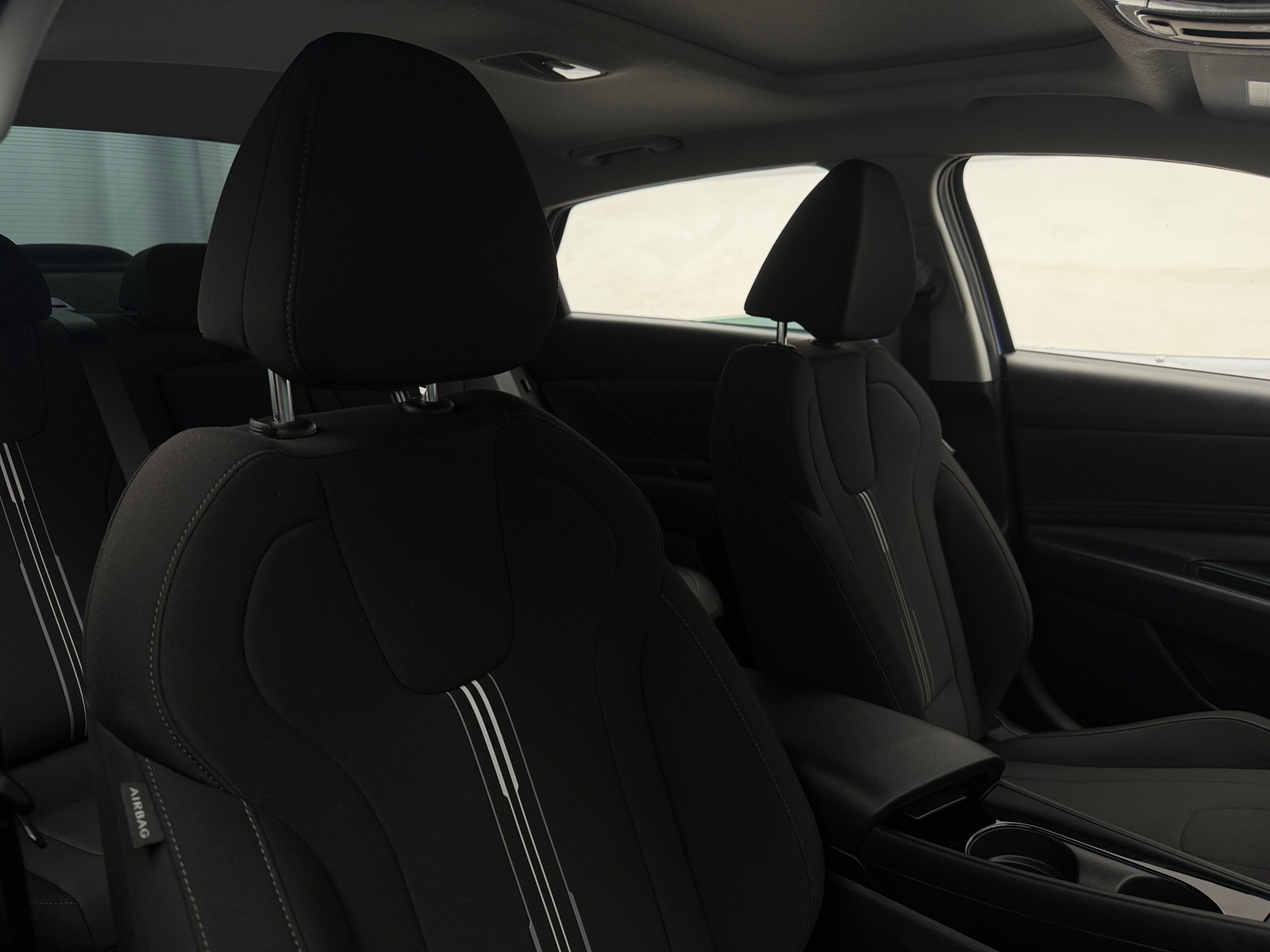 Thumbnail: 2024 Hyundai Elantra - 2