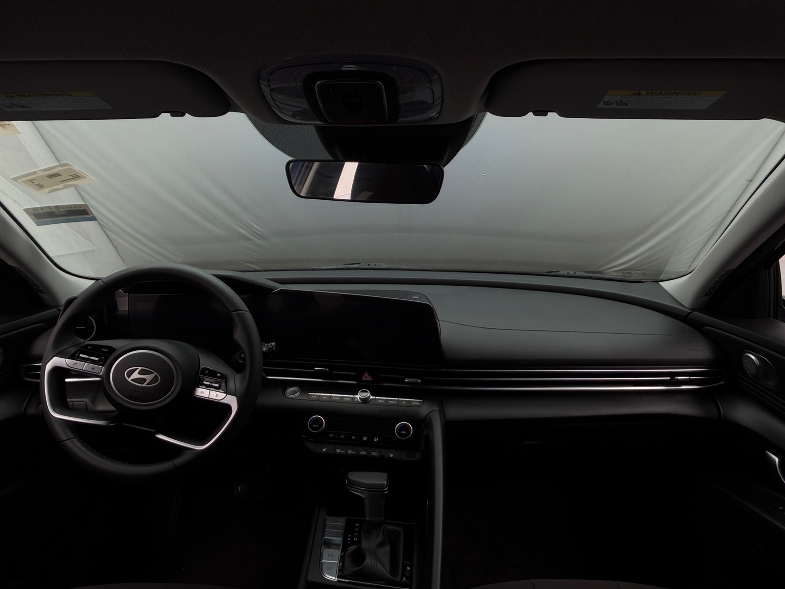 Thumbnail: 2024 Hyundai Elantra - 3