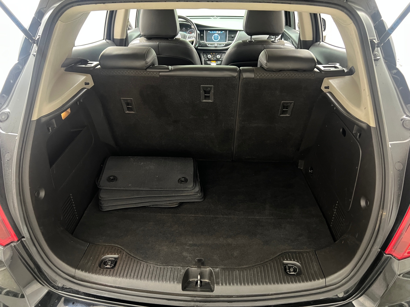 Thumbnail: 2018 Buick Encore - 6