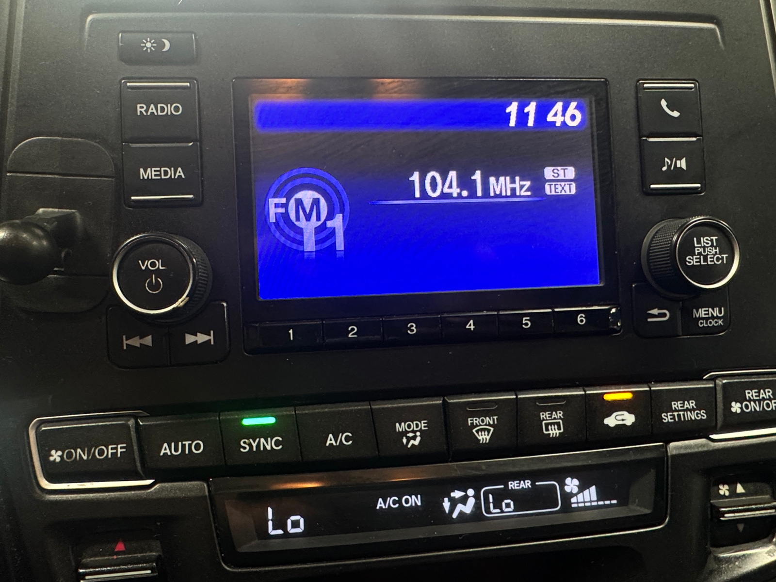 Thumbnail: 2019 Honda Odyssey - 4