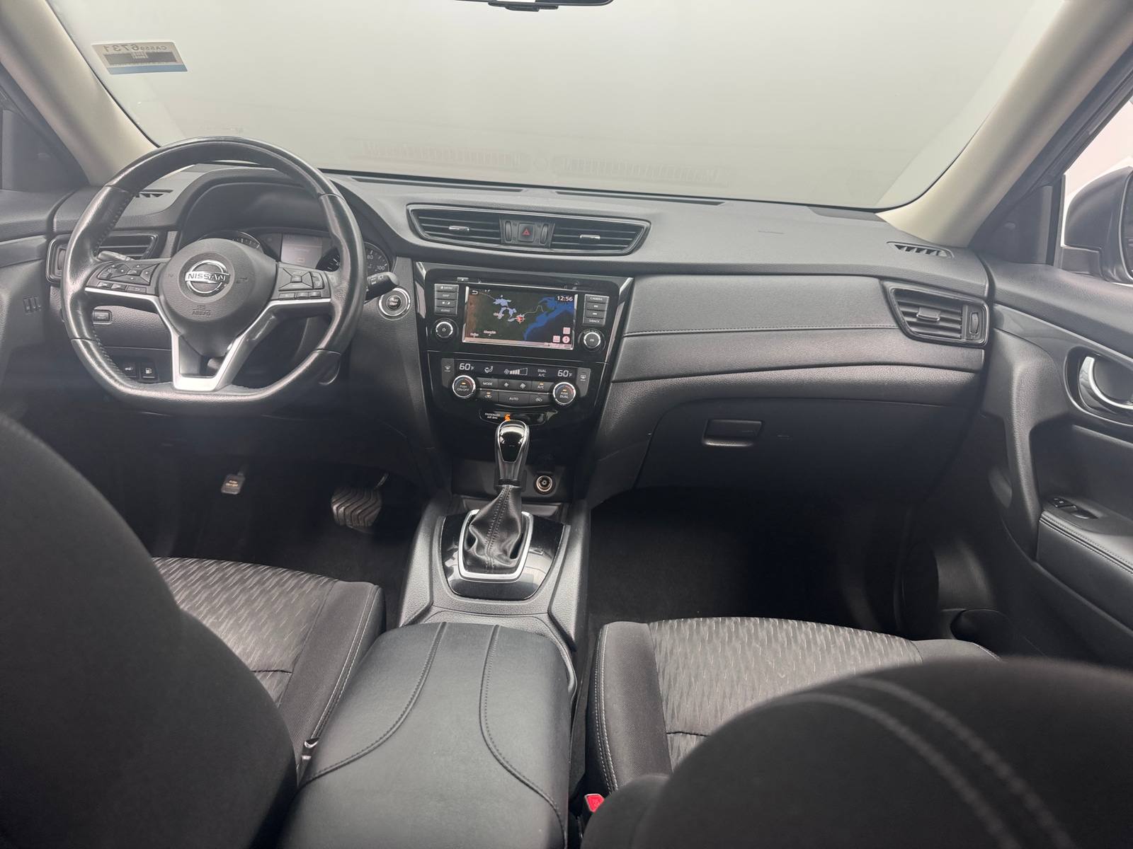 Thumbnail: 2018 Nissan Rogue - 3