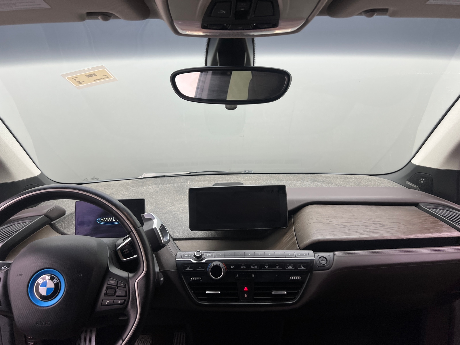 Thumbnail: 2018 BMW i3 - 3